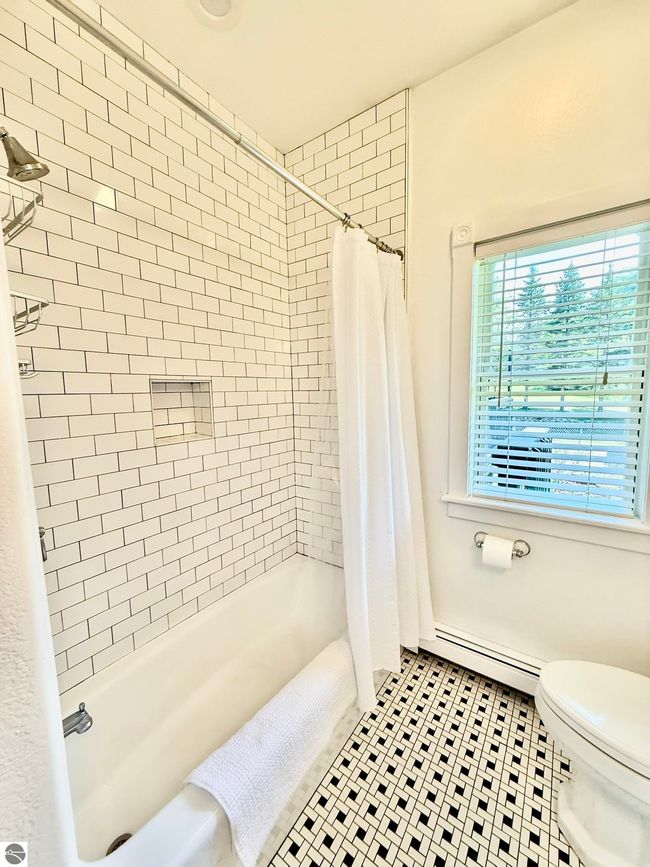 5867 Mabel Rd, House other with 5 bedrooms, 3 bathrooms and null parking in Williamsburg MI | Image 27