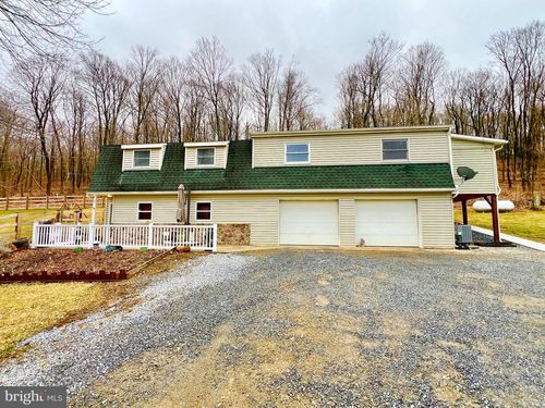 5676 Black Valley Rd, Everett, PA, 15537-8234 | Card Image