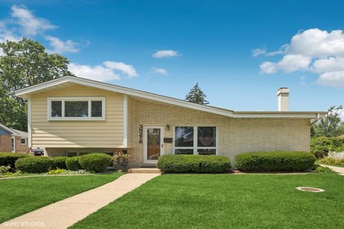 3N276 N Howard Ave, Elmhurst, IL, 60126-1342 | Card Image
