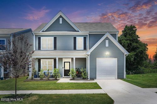 1305 Creekfront Dr, Wilmington, NC, 28401-1004 | Card Image