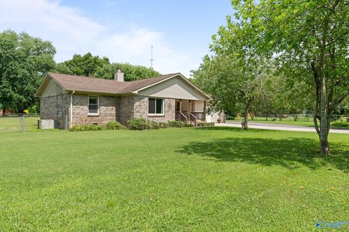 151 Sutton Dr, Hazel Green, AL, 35750-9781 | Card Image