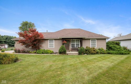 630 Lebanon St, Lizton, IN, 46149-9212 | Card Image