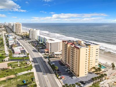 405 - 3145 S Atlantic Avenue, Condo with 3 bedrooms, 3 bathrooms and null parking in Daytona Beach Shores FL | Image 2