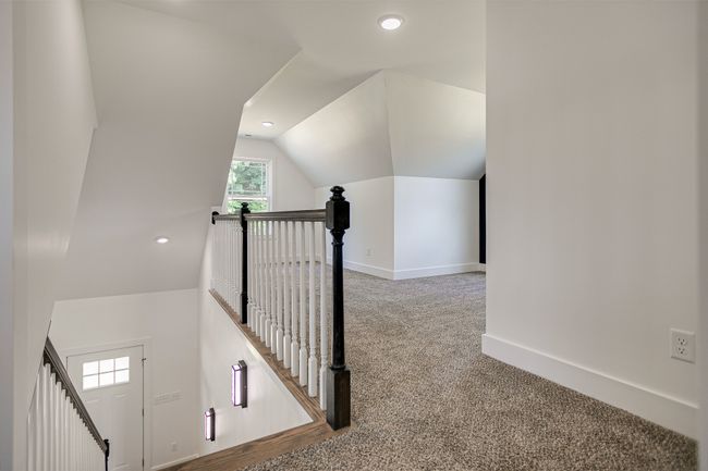 1020 Loggins Rd, House other with 4 bedrooms, 3 bathrooms and 1 parking in Charlotte TN | Image 21