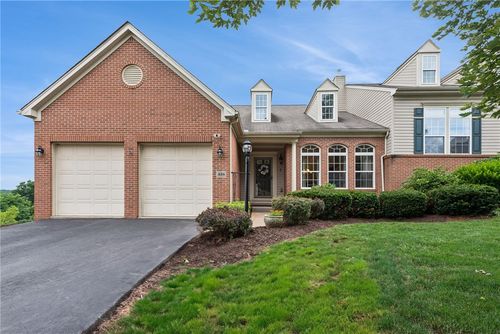 434 Eton Dr, Greensburg, PA, 15601-7667 | Card Image