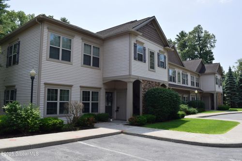 9-9 Lancaster Pl, Ballston Spa, NY, 12020-2748 | Card Image