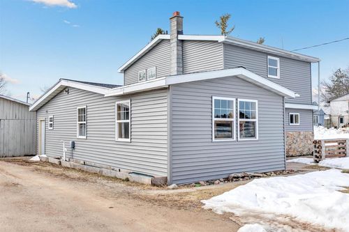 10931 Gillett Town Hall Road, GILLETT, WI, 54124 | Card Image