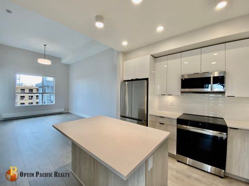 6xx-13458 95 Ave, Surrey, BC, V3V1P5 | Card Image