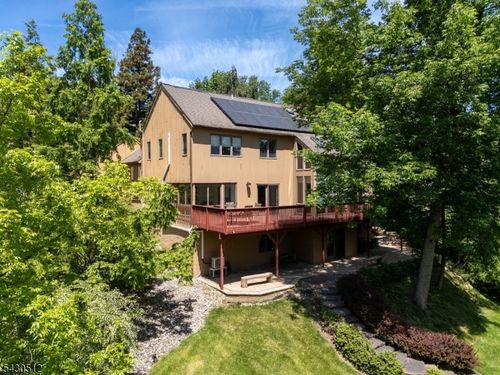 33 Murray Dr, Hillsborough, NJ, 08844-2533 | Card Image