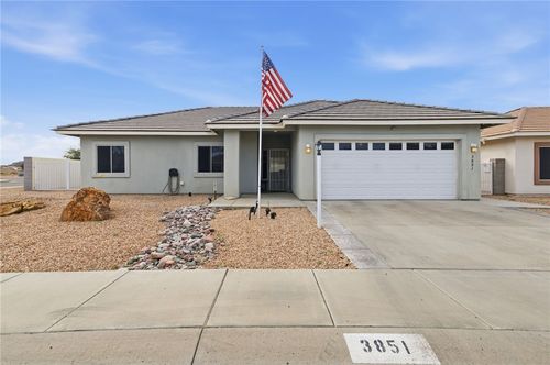 3851 Heritage Ln, Kingman, AZ, 86409-0519 | Card Image