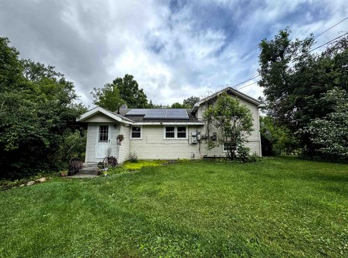 118 Foster Dr, Bennington, VT, 05201-8629 | Card Image