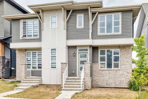 125 Herron Mews Ne, Calgary, AB, T3P1Y8 | Card Image