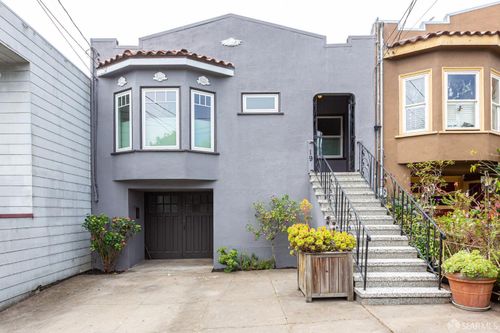 19 Congo St, San Francisco, CA, 94131-3103 | Card Image