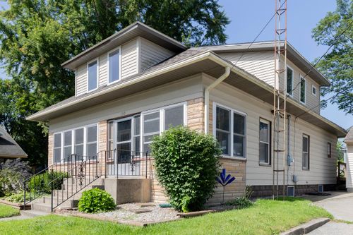 110 Theoda Ct, Buchanan, MI, 49107-1516 | Card Image