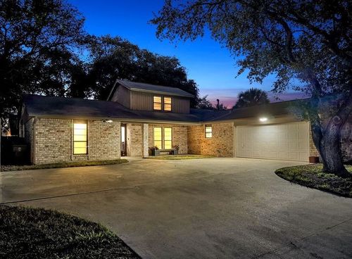 2413 Cricket Hollow St, Corpus Christi, TX, 78414-2505 | Card Image