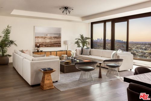802-8420 W Sunset Blvd, West Hollywood, CA, 90069-1171 | Card Image