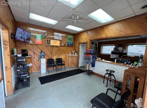 374 N Gratiot Ave, Clinton Twp, MI, 48036-3123 | Card Image