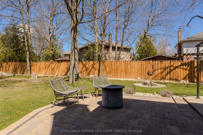 2033 Headon Forest Dr, House other with 5 bedrooms, 4 bathrooms and 2 parking in Burlington ON | Image 6