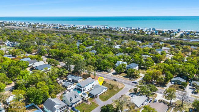 802 E Oak Island Dr, House other with 3 bedrooms, 2 bathrooms and null parking in Oak Island NC | Image 47