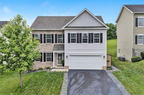 2010 Lawson Ln, Vinton, VA, 24179-1161 | Card Image