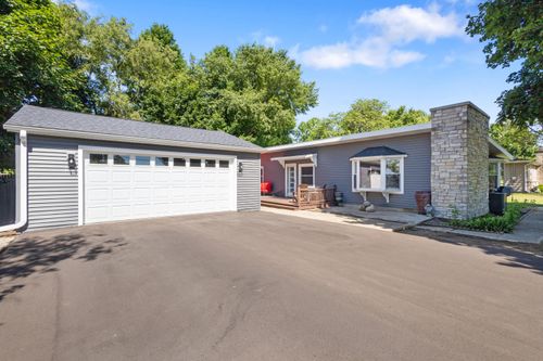 150 Fullerton, Galesburg, MI, 49053-9409 | Card Image