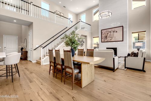 5530 Dapplegray Way, Reno, NV, 89511-8563 | Card Image