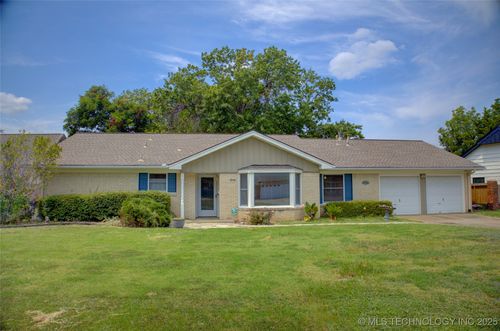 4730 Joplin Ave, Tulsa, OK, 74135-6856 | Card Image