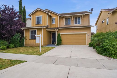 1084 Navigator Dr, Lathrop, CA, 95330-8566 | Card Image