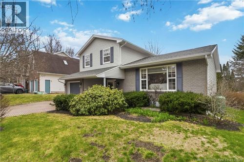 73 Harvard Crt, Riverview, NB, E1B4S7 | Card Image