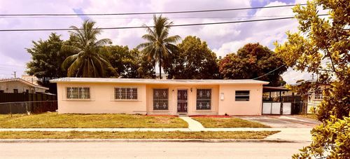 1560 W 53rd St, Hialeah, FL, 33012-2244 | Card Image
