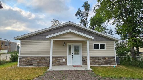 703 2nd St, Henning, MN, 56551-4056 | Card Image