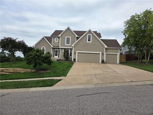 7024 Constance St, Shawnee, KS, 66216-3888 | Card Image