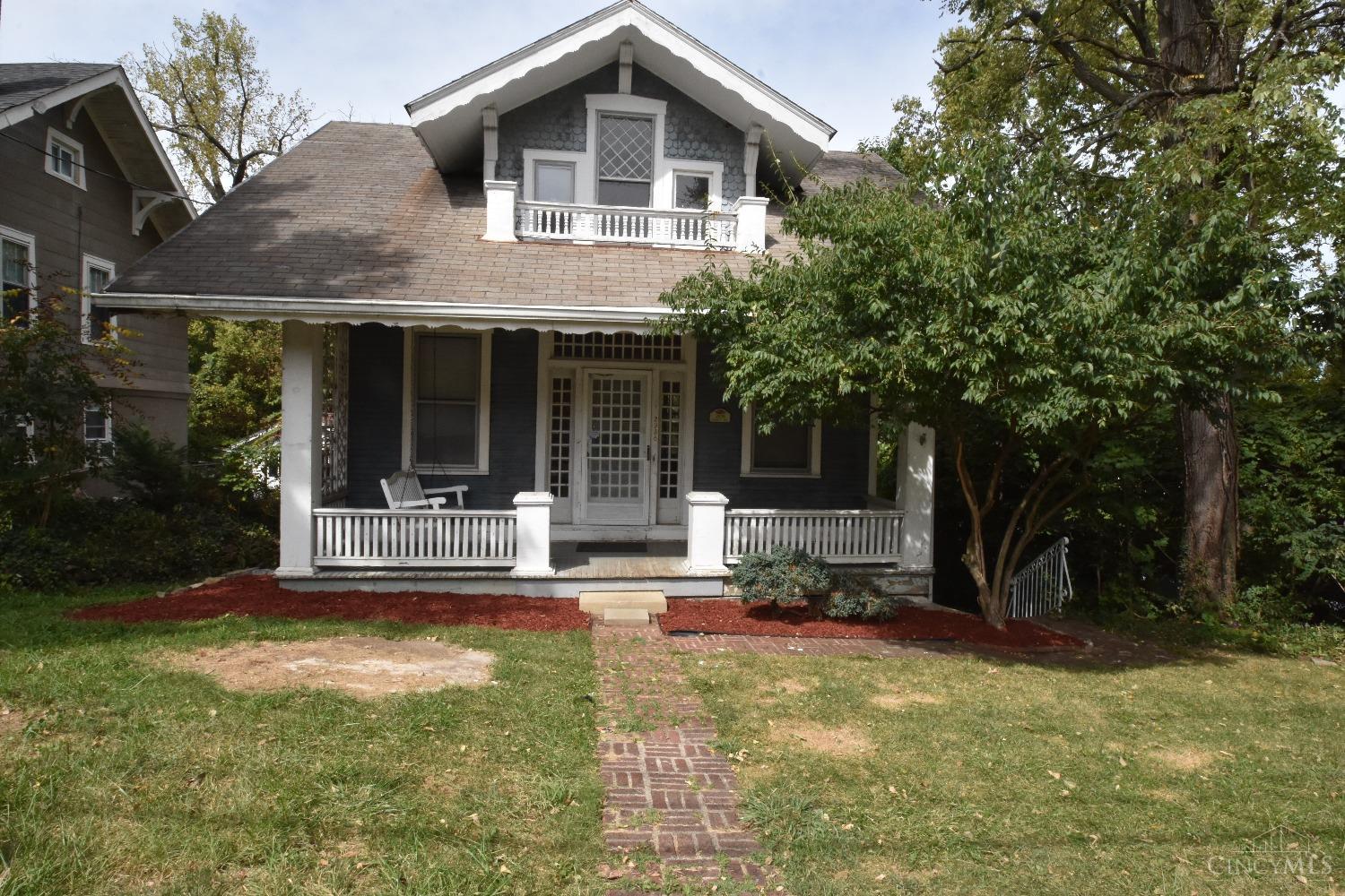 Wardall Ave, Cincinnati, OH 45211