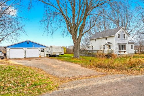 720 Pioneer Rd, Wilson, WI, 54027-3814 | Card Image