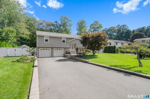 44 Lexton Dr, Farmington, CT, 06032-2412 | Card Image