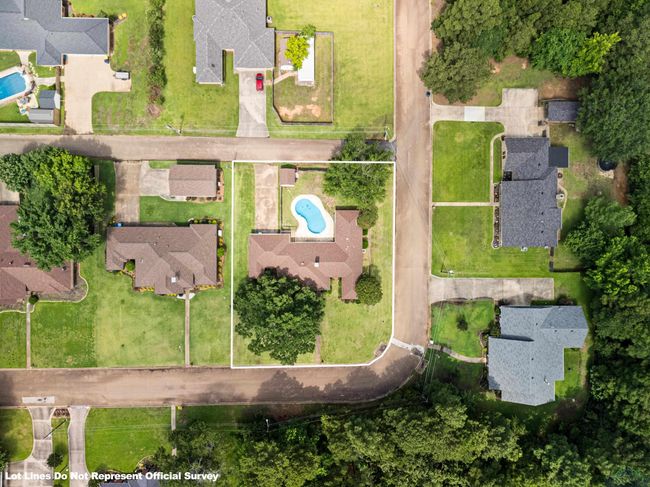 1307 Spring Tree Ln, House other with 3 bedrooms, 3 bathrooms and null parking in Kilgore TX | Image 6