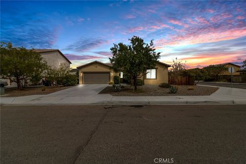 14187 Sun Valley St, Adelanto, CA, 92301-4644 | Card Image