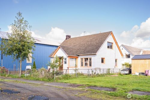 1309 Riverside Ave, Hoquiam, WA, 98550-2645 | Card Image