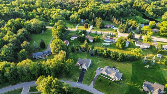 11236 Chyna Run, House other with 4 bedrooms, 4 bathrooms and null parking in Springfld Twp MI | Image 68