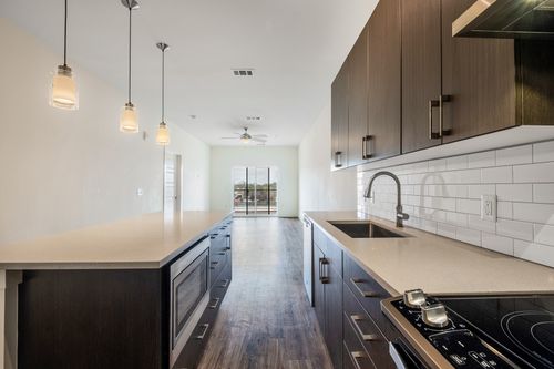 207-6444 Burnet Rd, Austin, TX, 78757-3252 | Card Image