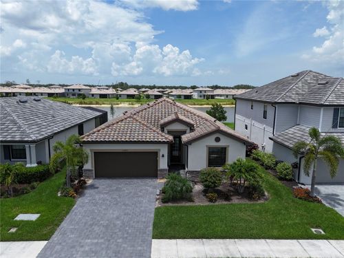13880 Pine Lodge Ln, Fort Myers, FL, 33913-9590 | Card Image