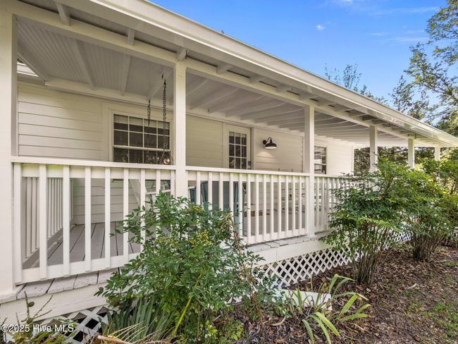2301 Sloop Point Loop Rd, House other with 3 bedrooms, 2 bathrooms and null parking in Hampstead NC | Image 4
