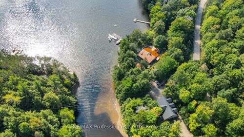 2718 Wilkinson Rd, Haliburton, ON, K0M1S0 | Card Image