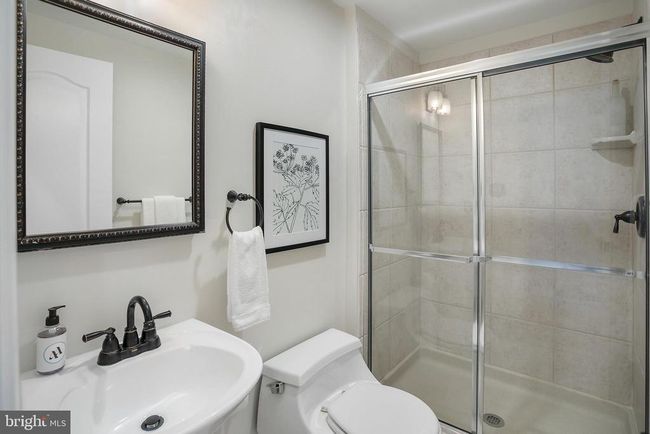 APT-5 - 27 Logan Cir Nw, Townhouse with 3 bedrooms, 3 bathrooms and null parking in WASHINGTON DC | Image 26