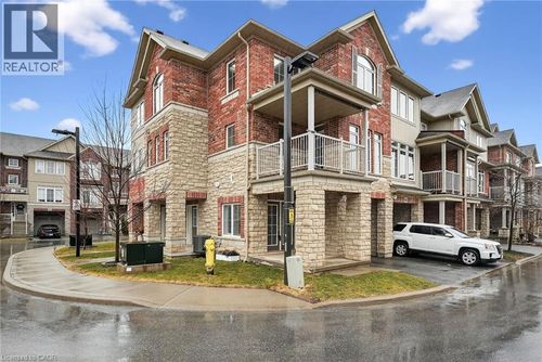 5000 Desantis Dr, Beamsville, ON, L3J1W3 | Card Image