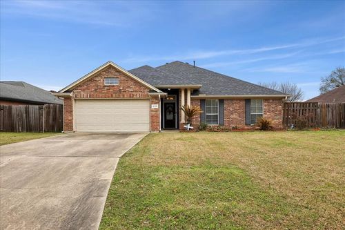 4138 Willow Bend Ln, Port Arthur, TX, 77642-7229 | Card Image