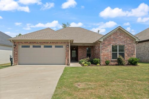 1530 Cherry Bark Dr, Conway, AR, 72034-6007 | Card Image