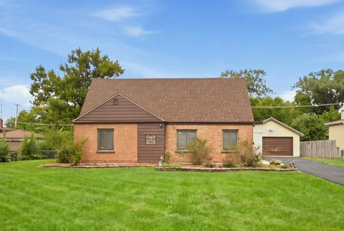 1700 Pratt Avenue, Des Plaines, IL, 60018 | Card Image