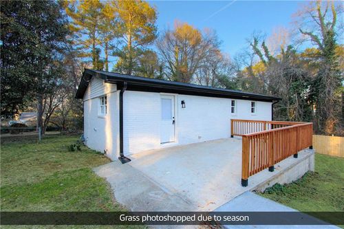 102 Welch St, Stockbridge, GA, 30281-3718 | Card Image