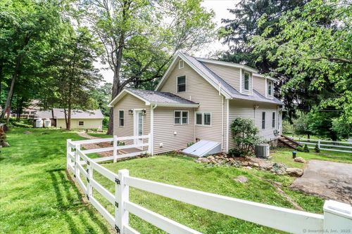 857 Marion Rd, Cheshire, CT, 06410-3837 | Card Image